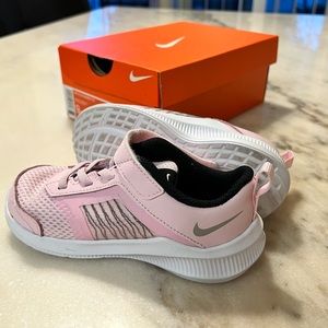 Toddler Nike sneakers